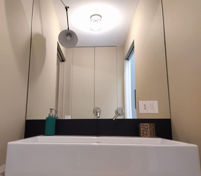 Apartament La Vetrina Sulla Citta Mediolan Zewnętrze zdjęcie